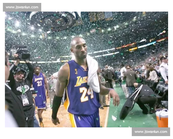 NBA总决赛湖人对决热火第四场全场回放精彩瞬间解析经典对抗完整版回顾
